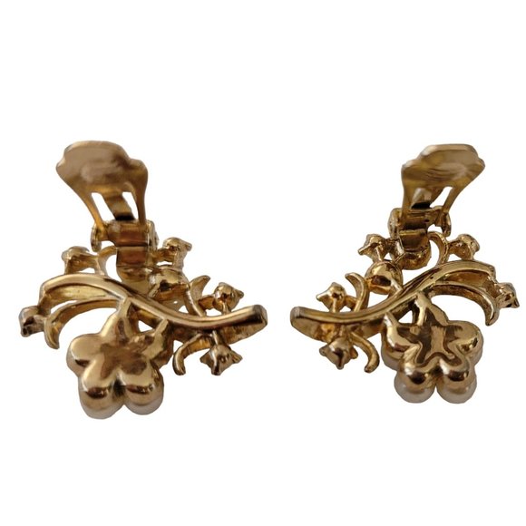 Trifari Vintage Gold Tone Faux Pearl Clear Baguette Rhinestone Clip Earrings E08 - Picture 8 of 12